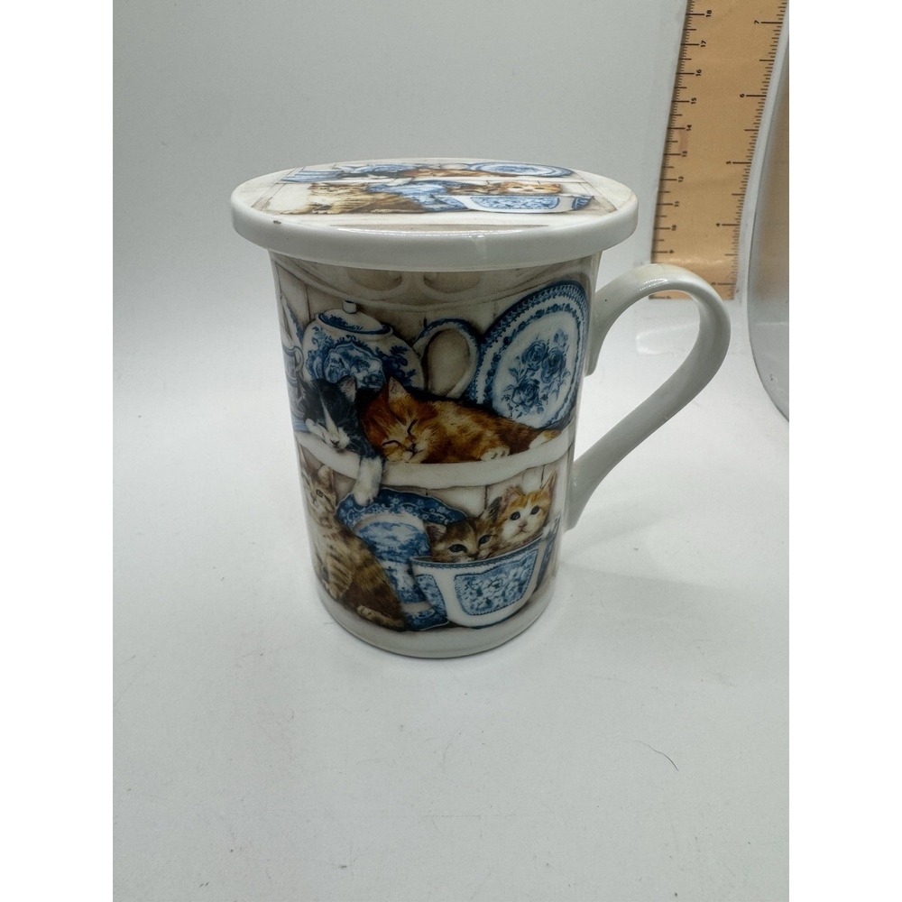 Masterpiece Fine China Collection Kittens on Shelves Coffee Tea Mug With Lid